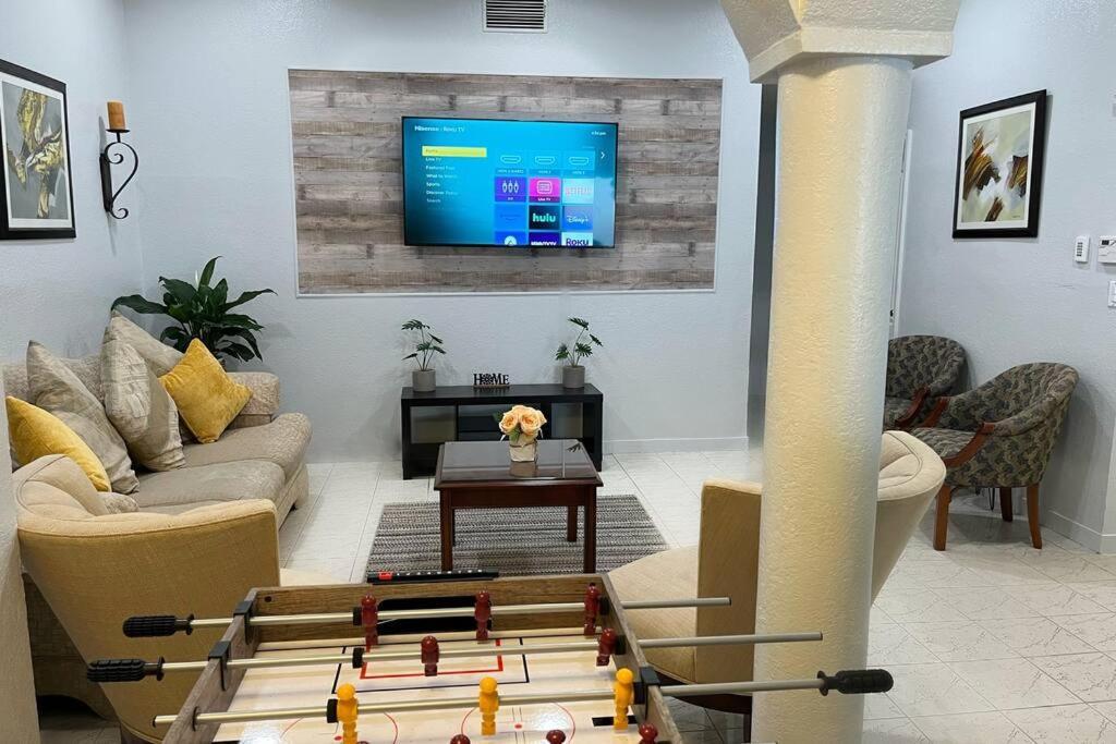 Villa Amazing & Cozy Duplex Near Zoo Miami ! Exterior foto