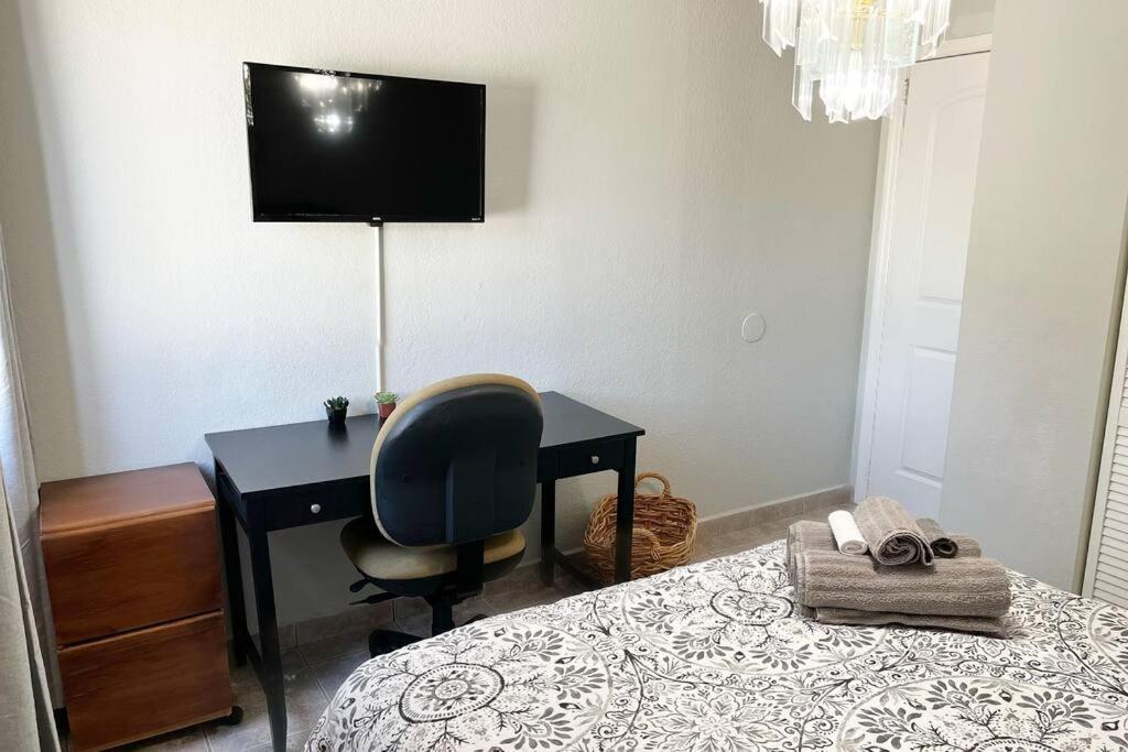 Villa Amazing & Cozy Duplex Near Zoo Miami ! Exterior foto