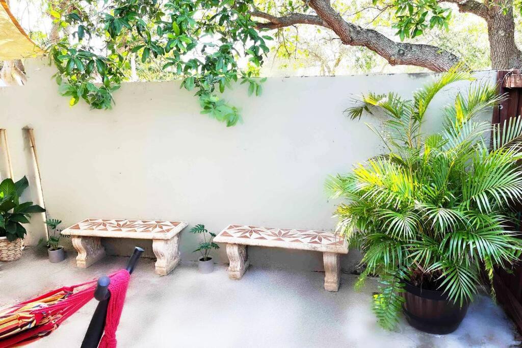 Villa Amazing & Cozy Duplex Near Zoo Miami ! Exterior foto